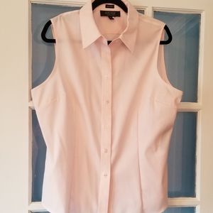 NWT Kasper button up sleeveless blouse